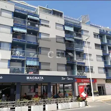 X - Beach Location - Pool - Garage Διαμέρισμα Τορεβιέχα